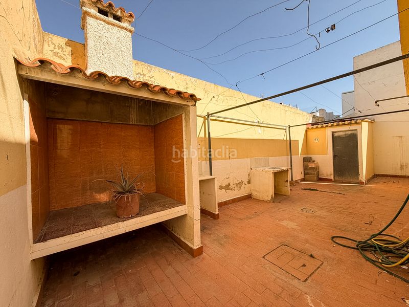 Foto 54b3838b-bbeb-42dd-98ee-9b6585da8115. Casa adossada amb xemeneia a El Marenyet Cullera