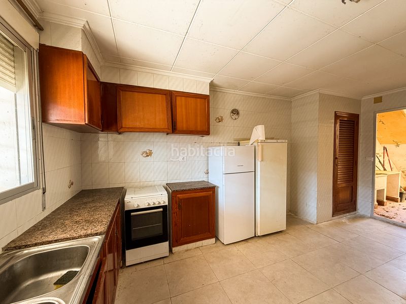 Foto 5d206ef2-b3fc-46e5-8058-1b04494914d2. Casa adossada amb xemeneia a El Marenyet Cullera