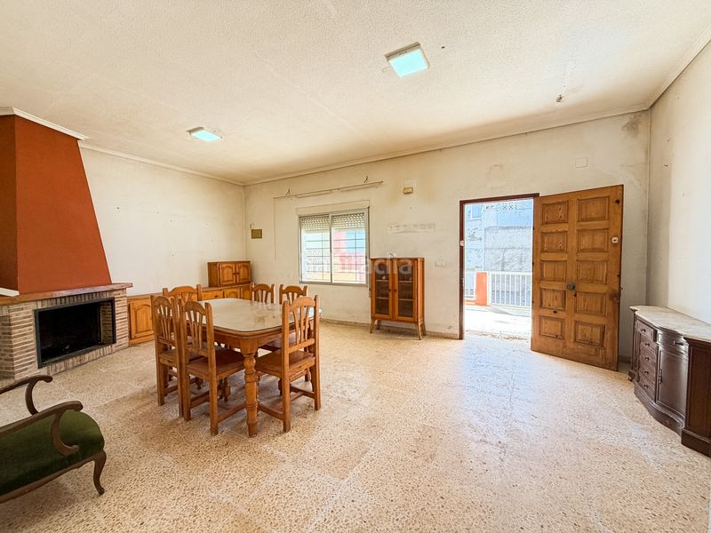 Foto 83a78584-8491-42e8-b069-907be637caa6. Casa adossada amb xemeneia a El Marenyet Cullera