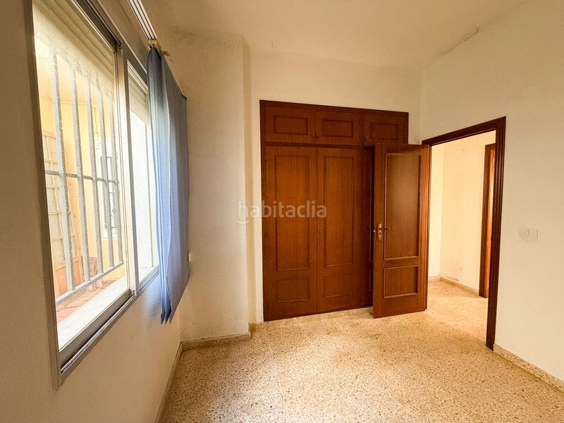 Foto f92689de-4628-4ee5-831d-dda2f53a8256. Casa adossada amb xemeneia a El Marenyet Cullera