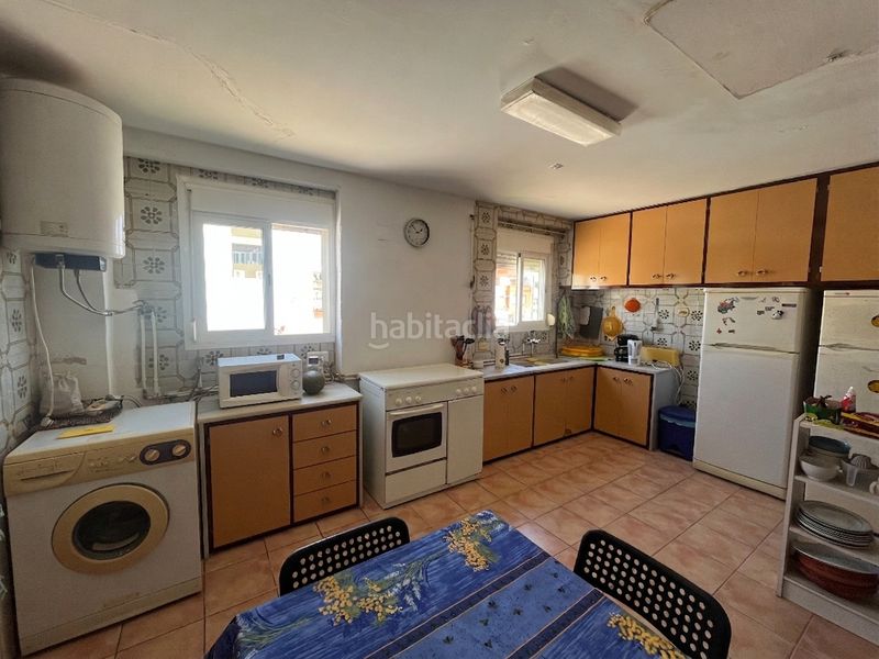 Foto a42045aa-735b-448b-84b3-cb4290c3781c. Pis a playa puerto de Sagunto Sagunt