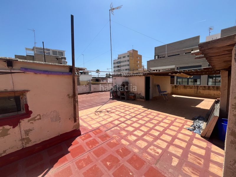 Foto d32234eb-569b-4c87-9841-a90cdacdb264. Pis a playa puerto de Sagunto Sagunt