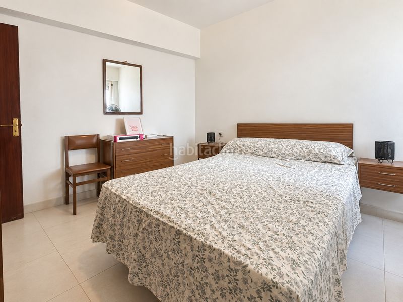 Foto daed4275-b4c2-42e1-9f18-07e33af58833. Pis a playa puerto de Sagunto Sagunt