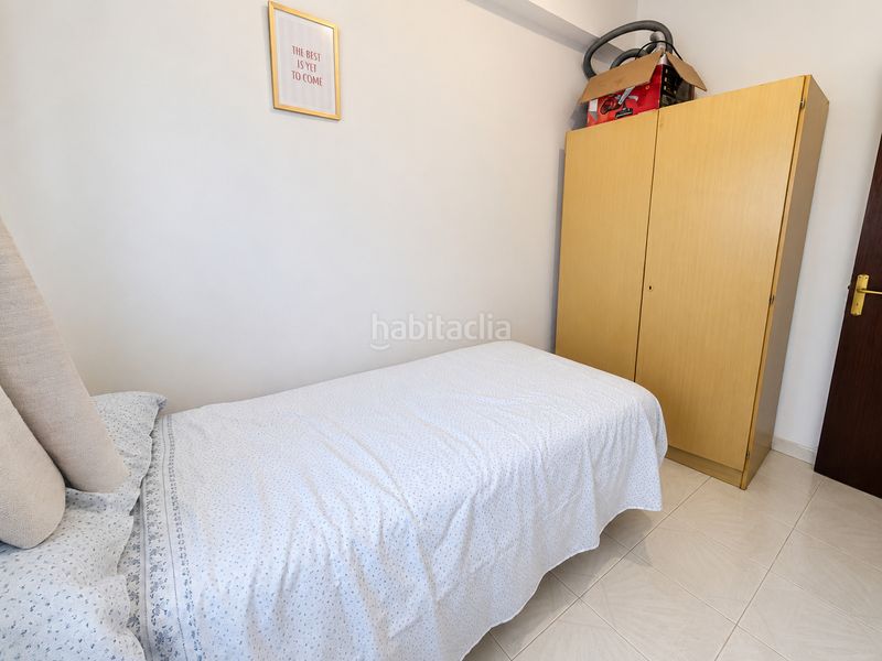 Foto df431714-fc1f-47df-919c-04da68f710b8. Pis a playa puerto de Sagunto Sagunt