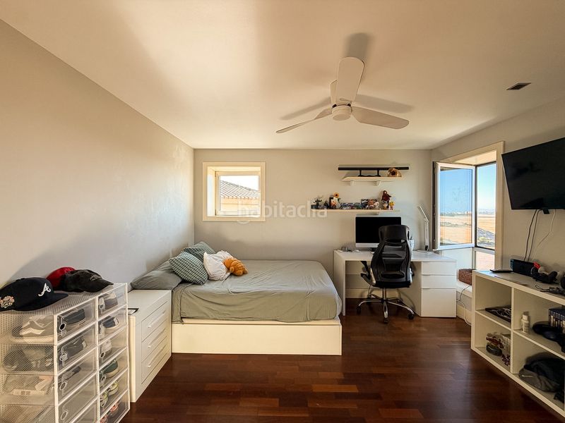 Foto fc530d9c-60a5-4634-905a-4baf7520cd88. Chalet with fireplace pool in Bonavista-Lago San Lorenzo Cullera