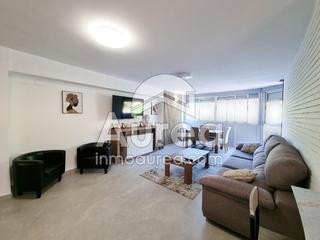 Pis a Norte. Vivienda recientemente reformada con terraza de 20 m, garaje y t