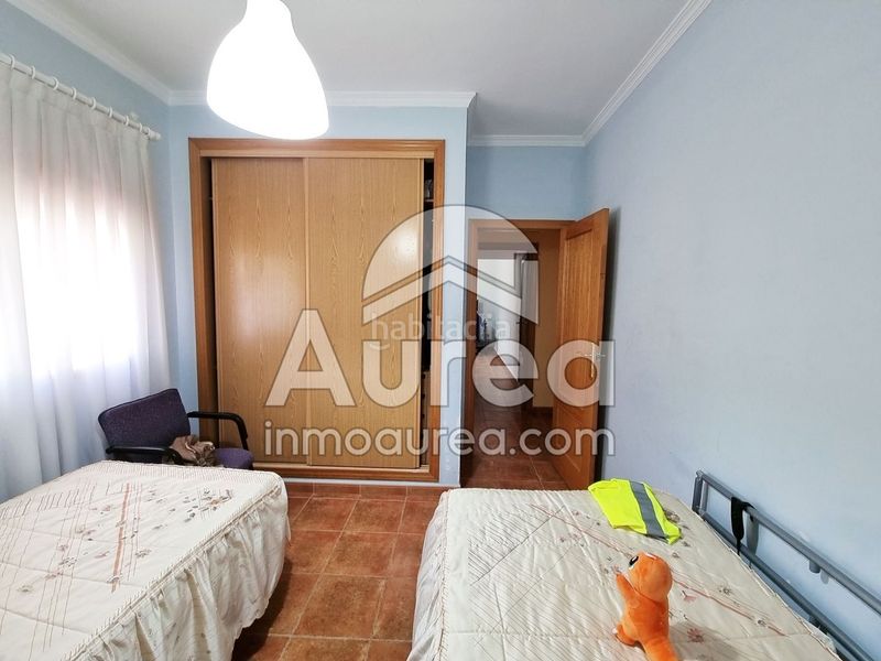 Foto 0b1e4948-b287-4a95-931f-e3a91057d04a. Casa amb piscina a Fontcalent Alicante