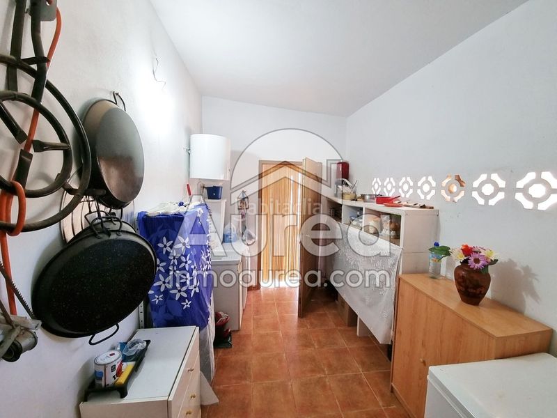 Foto 520627ab-b3a7-484e-a1c2-1d03cc9d0f67. Casa amb piscina a Fontcalent Alicante