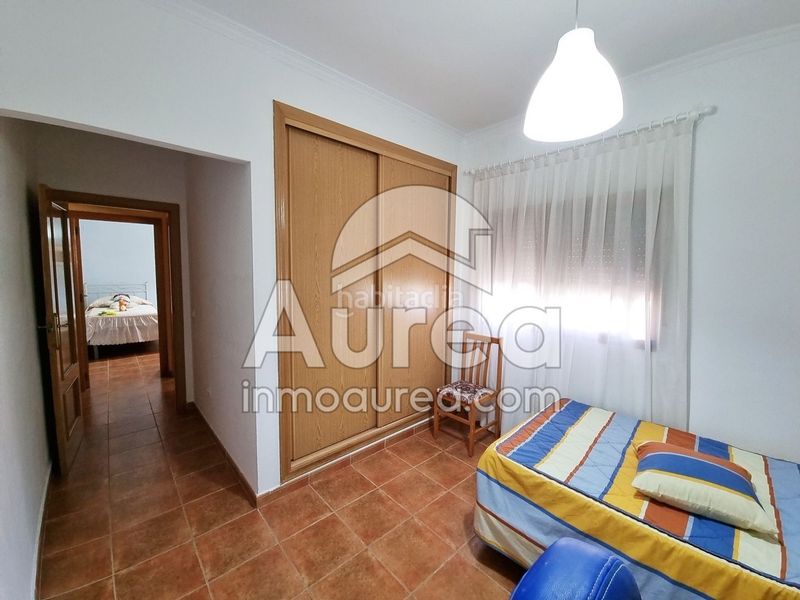 Foto d788ffa0-0a14-4c19-bfaa-57dbaf51e623. Casa amb piscina a Fontcalent Alicante