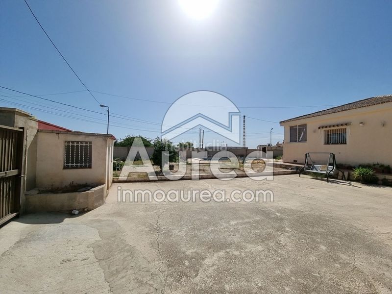Foto e568cab7-4606-40db-9ae7-122f55c52efc. Casa amb piscina a Fontcalent Alicante