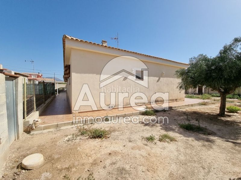 Foto e6595fb4-7428-447d-99a8-5094cc9cb75e. Casa amb piscina a Fontcalent Alicante