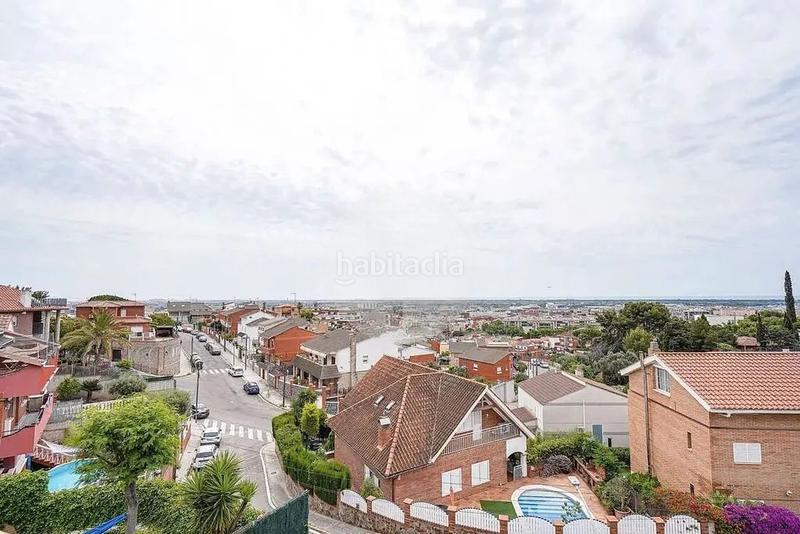 Foto 2e40dc31-8917-4718-9c7c-abd9c9cf6348. Maison avec chauffage parking piscine dans Torrent Ballester Viladecans