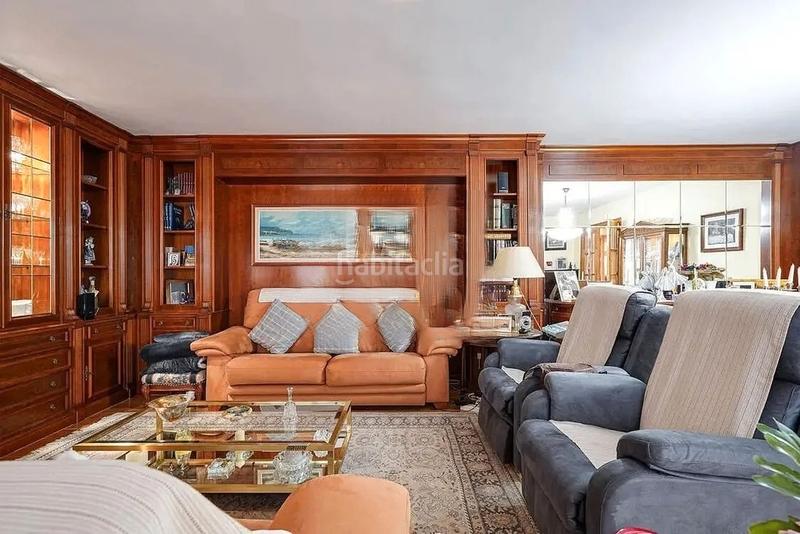 Foto 478b47cd-e6df-4b66-92b7-e4405f6dfd8f. Maison avec chauffage parking piscine dans Torrent Ballester Viladecans