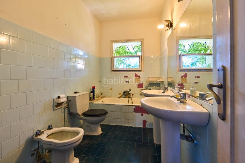 Foto 07897e2c-6c63-42c1-a3c7-fe0f5e1c6084. Maison avec cheminée parking piscine dans Montmar Castelldefels