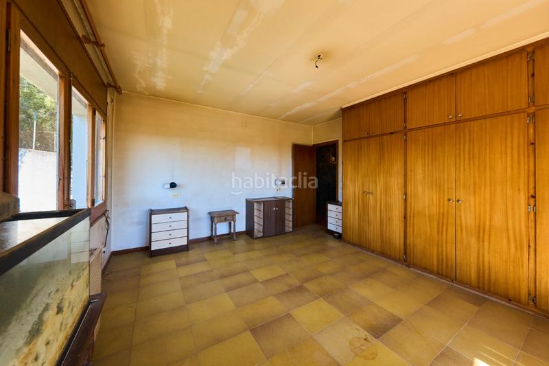 Foto 1e06866f-9d56-4020-998d-e3bd232a5ded. Maison avec cheminée parking piscine dans Montmar Castelldefels