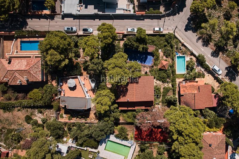 Foto 322ad9fc-4a4d-4450-acf0-c8555364f529. Maison avec cheminée parking piscine dans Montmar Castelldefels