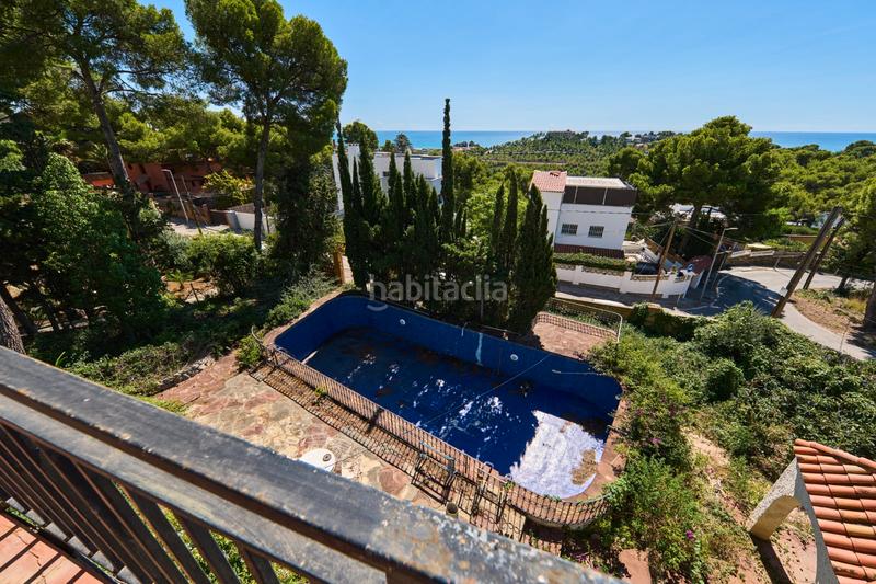 Foto ae4e568f-6da2-4f9c-8716-099854562ccb. Maison avec cheminée parking piscine dans Montmar Castelldefels