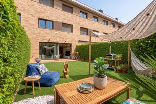 Casa adossada  Carrer de can corretger. Hermoso chalet adosado en sant quirze