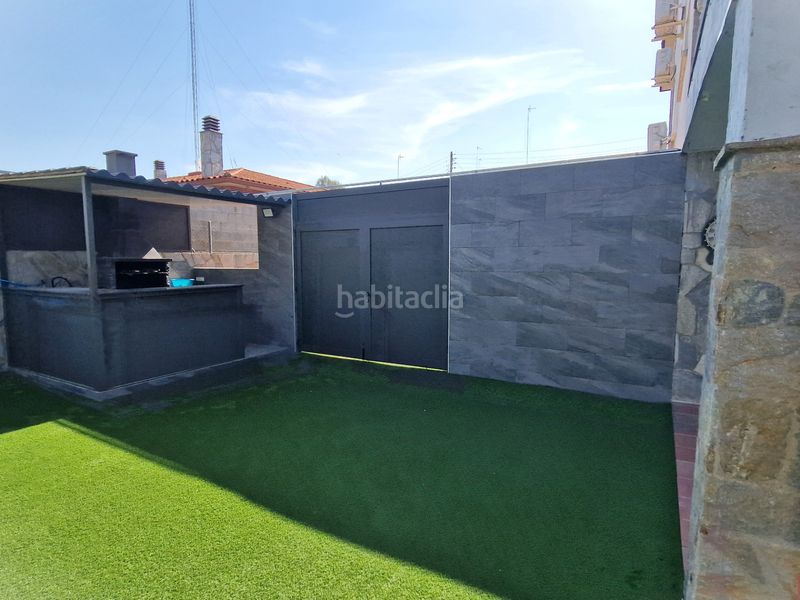 Foto a6b78998-55ee-4300-9da3-bf084f954c39. Xalet amb calefacció aparcament piscina a Can Parellada Terrassa