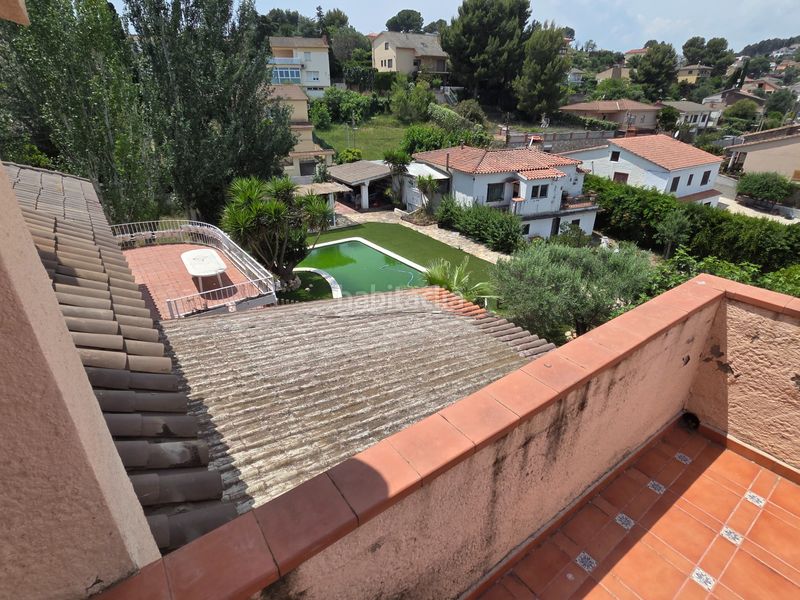 Foto a0bffc4f-d2be-4425-bff4-187acf32eddb. Casa amb aparcament piscina a Can Rial Esparreguera