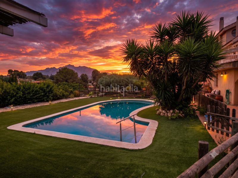 Foto cbcc6a53-8db8-4bdf-a0f5-ceab7ca12863. Casa amb aparcament piscina a Can Rial Esparreguera