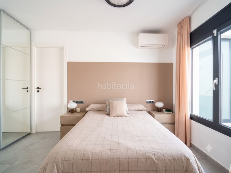 Foto a921d307-85d3-437f-8cd4-862d4a5a183a. Casa adossada amb calefacció aparcament piscina a Sitges