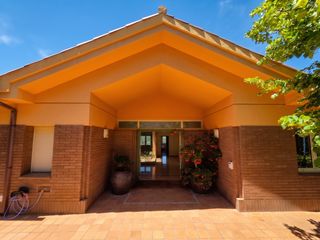 Maison  Carrer josep aymerich. Vivienda unifamiliar de cuatro vientos en la garriga