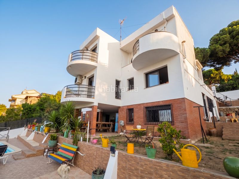 Foto 2206a89b-bab6-415d-b673-d5d93b346fe6. Casa amb aparcament piscina a Santa Susanna