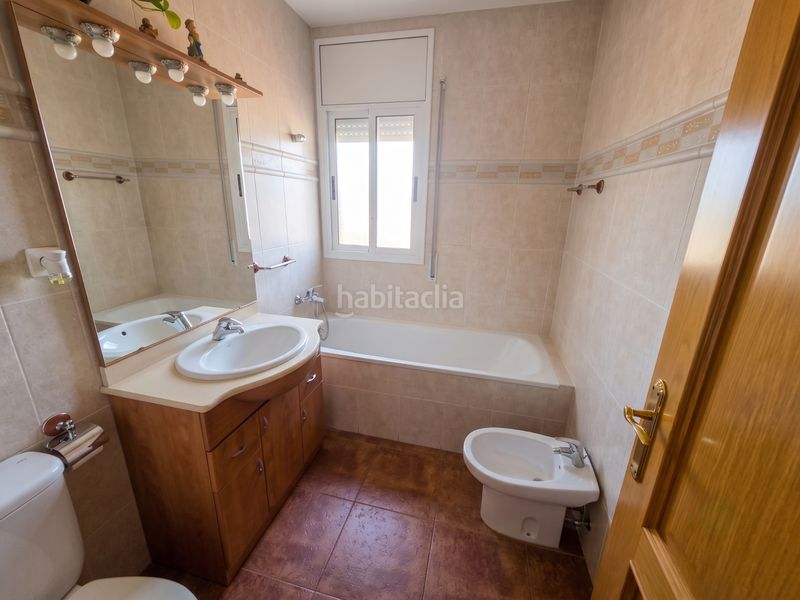 Foto 7947f9d7-7bdf-4441-bb1e-055021c423f0. Casa amb aparcament piscina a Sant Andreu de la Barca
