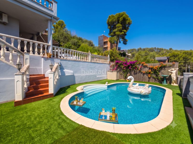 Foto a4320d93-95b6-42f9-a9ef-f5f297b5a7d4. Casa amb aparcament piscina a Sant Andreu de la Barca