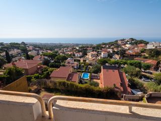 Haus  Carrer verge del remei. Villa con vistas al mar, piscina privada y pista de tenis en pre