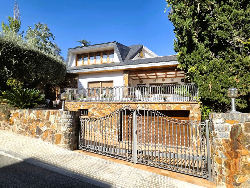 Foto f593e0c2-8db5-4379-a6fb-4f67a56bd760. Casa a Airesol Castellar del Vallès