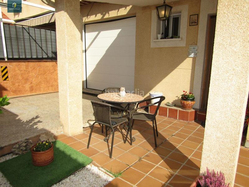 Foto 0db11112-1c15-462f-b470-72c6d27b602e. Maison jumelée avec chauffage parking dans Loeches