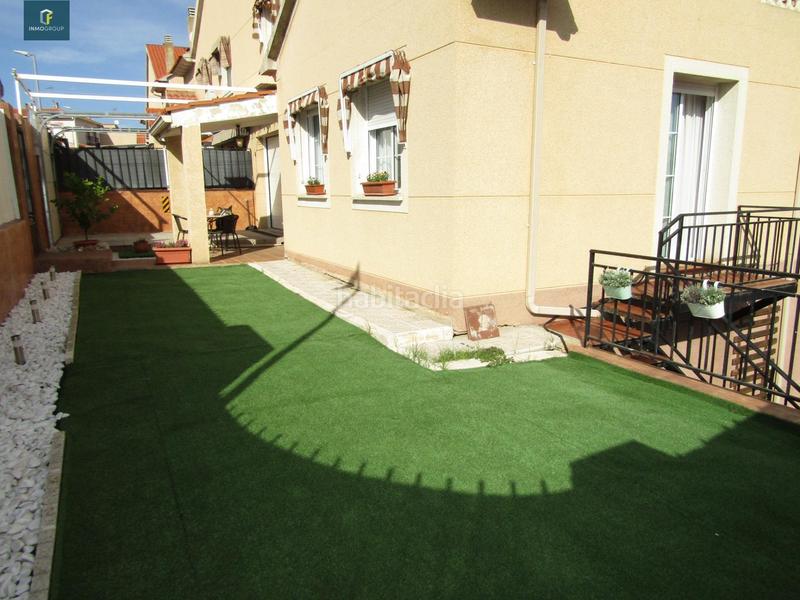 Foto b688e7cc-a61c-4501-8aa3-fc3f079926dc. Maison jumelée avec chauffage parking dans Loeches