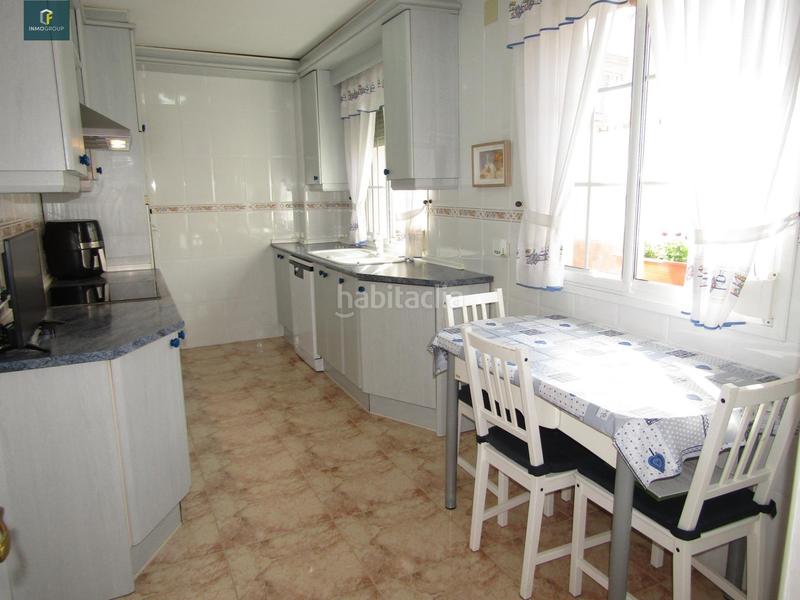 Foto c30ce088-f24d-48f4-b87a-0710d435f404. Maison jumelée avec chauffage parking dans Loeches