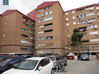 Pis en Centro. Venta en rentabilidad piso en torrej�n de ardoz  urbanizaci�n to