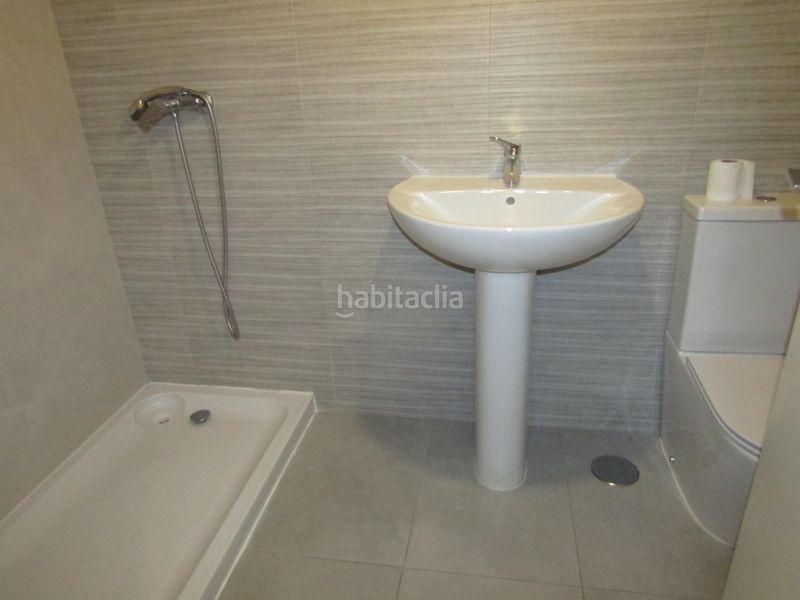 Foto 9f7fa3cf-ae3d-44d1-b1e3-9bb822e31d59. Affitto appartamento con riscaldamento parcheggio piscina in Torrejón de Ardoz