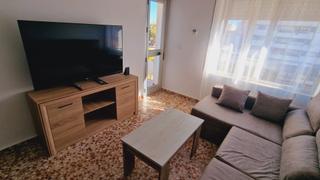 Location Appartement  Calle tres carabelas 2. ?? amplio piso con ascensor junto a avenida barcelona