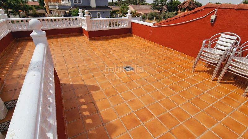 Foto b8281746-bca5-48bc-8ac4-bee53b749c89. Casa amb xemeneia calefacció aparcament piscina a Córdoba