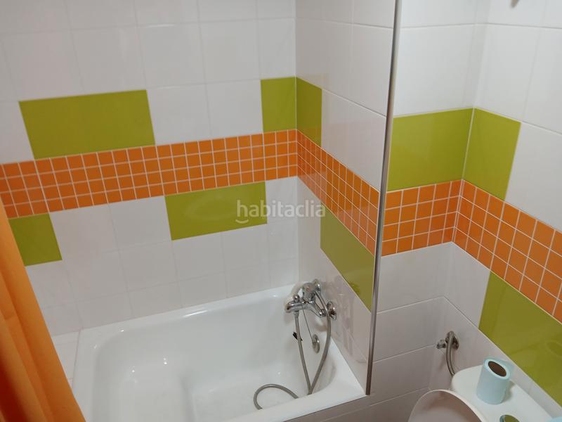 Foto 51fac279-a13a-410f-b775-6ab82de9ab11. Piso en calle de paco león 4 4 habitaciones y 2 baños junto a deza en Córdoba