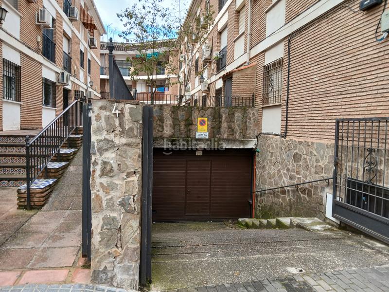 Foto 89182389-85fe-4c00-9c29-481400d5a99a. Piso en calle de paco león 4 4 habitaciones y 2 baños junto a deza en Córdoba