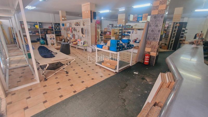 Foto a2f69968-084d-4991-a7cf-4d2c25389313. Local comercial os traemos en exclusiva este amplio local comercial en zona jesus rescatado en Córdoba