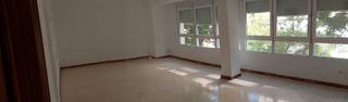 Location Appartement à Asdrúbal - Bahía Blanca. Alquiler anual piso 4 dormitorios