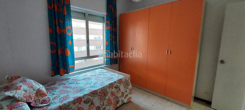Foto 5f2bf518-8b1b-4768-a6a8-1217bebbe1f5. Alquiler piso alquiler temporada escolar piso cerca playa en Cádiz