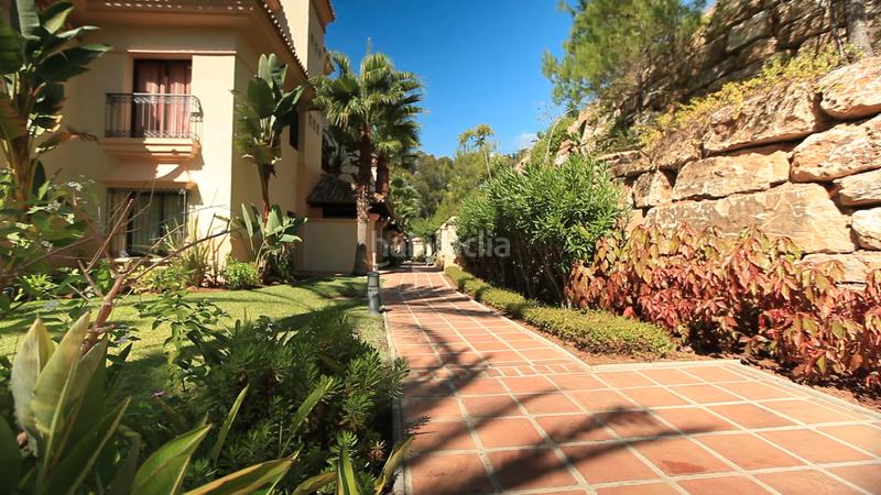Foto 297b885b-a25d-4d28-b0cb-0e2e605cf729. Appartement dans urbanización golf Río Real 1d dans Marbella