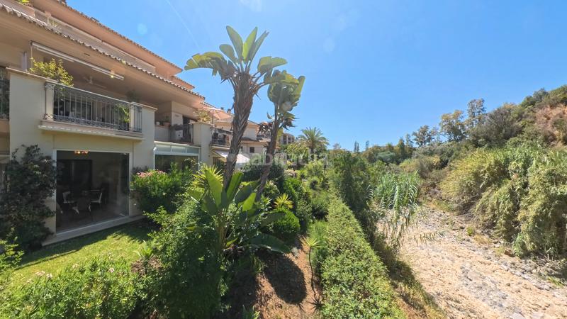 Foto b9952752-d526-4306-8b84-660fbce19023. Appartement dans urbanización golf Río Real 1d dans Marbella