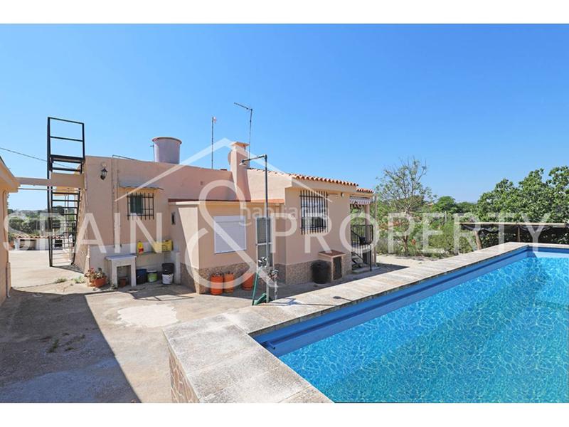 Foto e5f37086-d648-4dce-b22d-fca168ea6912. Chalet  a la venta en suelo rústico en montserrat, valencia en Monserrat