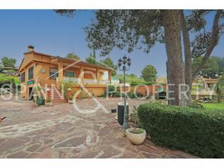 Chalet à Turís. Chalet a la venta en suelo urbano en turís, valencia