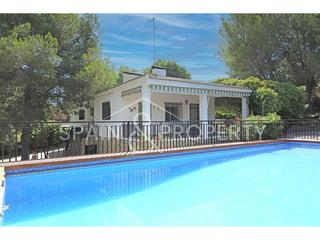 Xalet a Godelleta. Chalet a la venta en suelo urbano en godelleta, valencia.