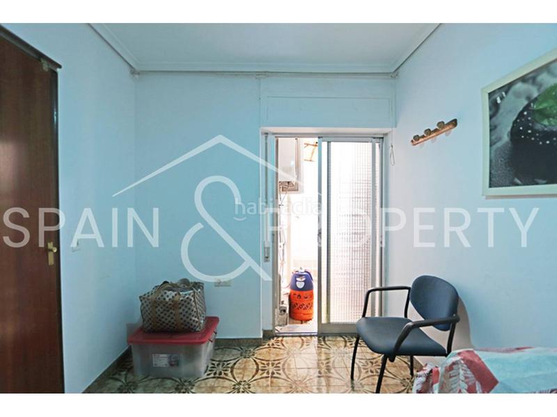 Foto f6fa1fe6-cb5f-47a4-ae72-b23be017eaea. Piso  a la venta en suelo urbano , valencia en Turís